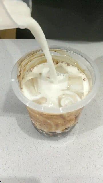 怎么做网红面条奶茶窍门,轻松掌握网红饮品窍门